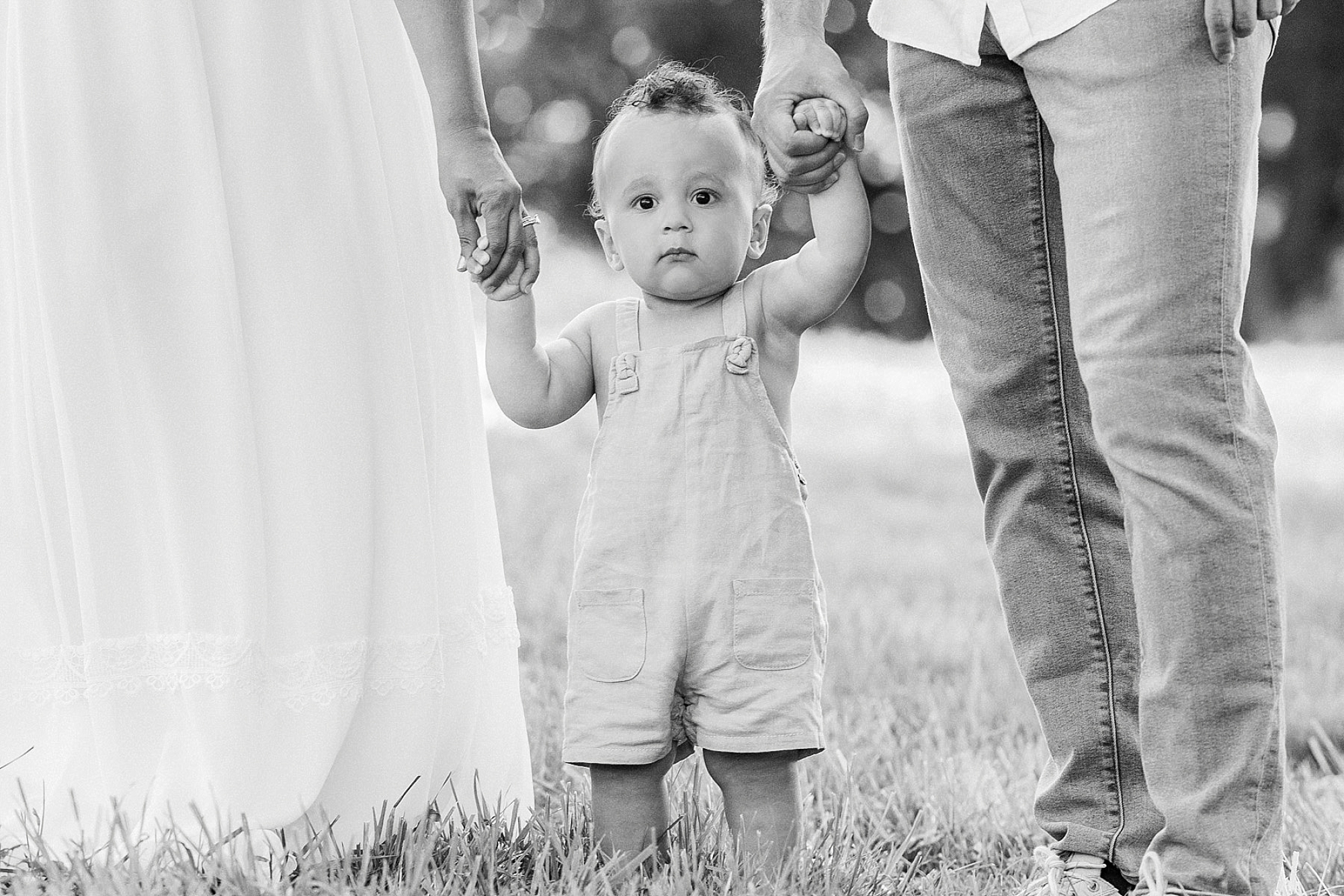 Outdoor Cake Smash & Family Photo Shoot with Pittsburgh Family of 3