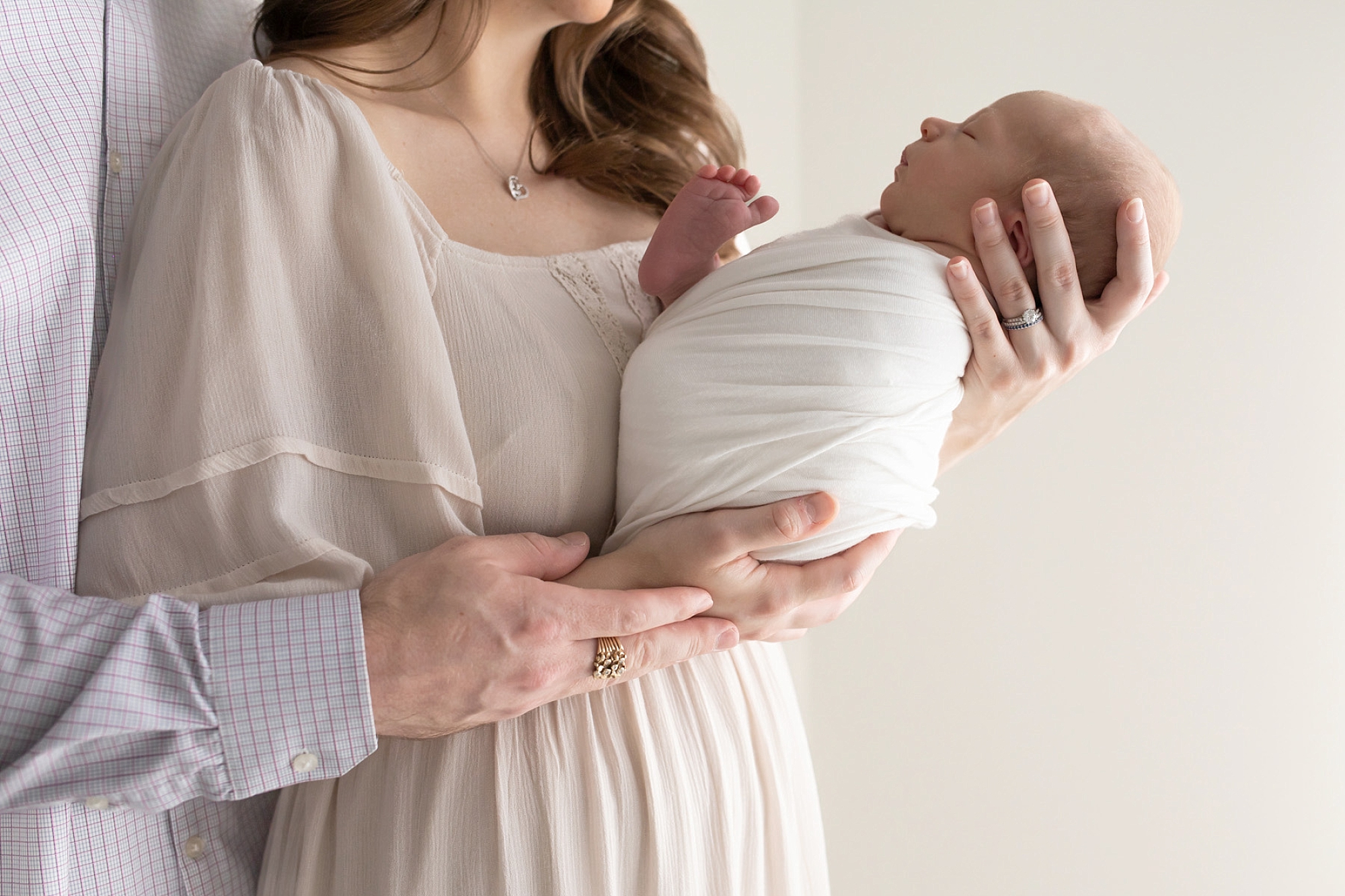 Newborn Photos in Pittsburgh Photography Studio